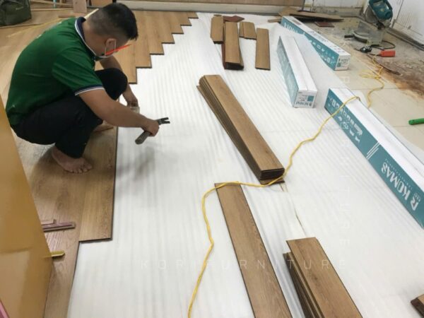 Lắp đặt sàn gỗ